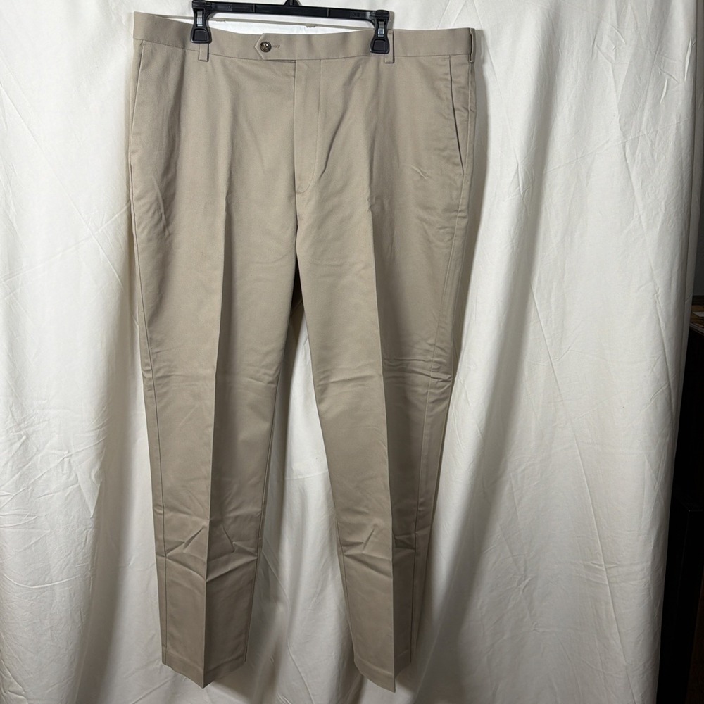 Roundtree & Yorke Dress Pants Mens 40x30 Khaki Stretch Flat Front